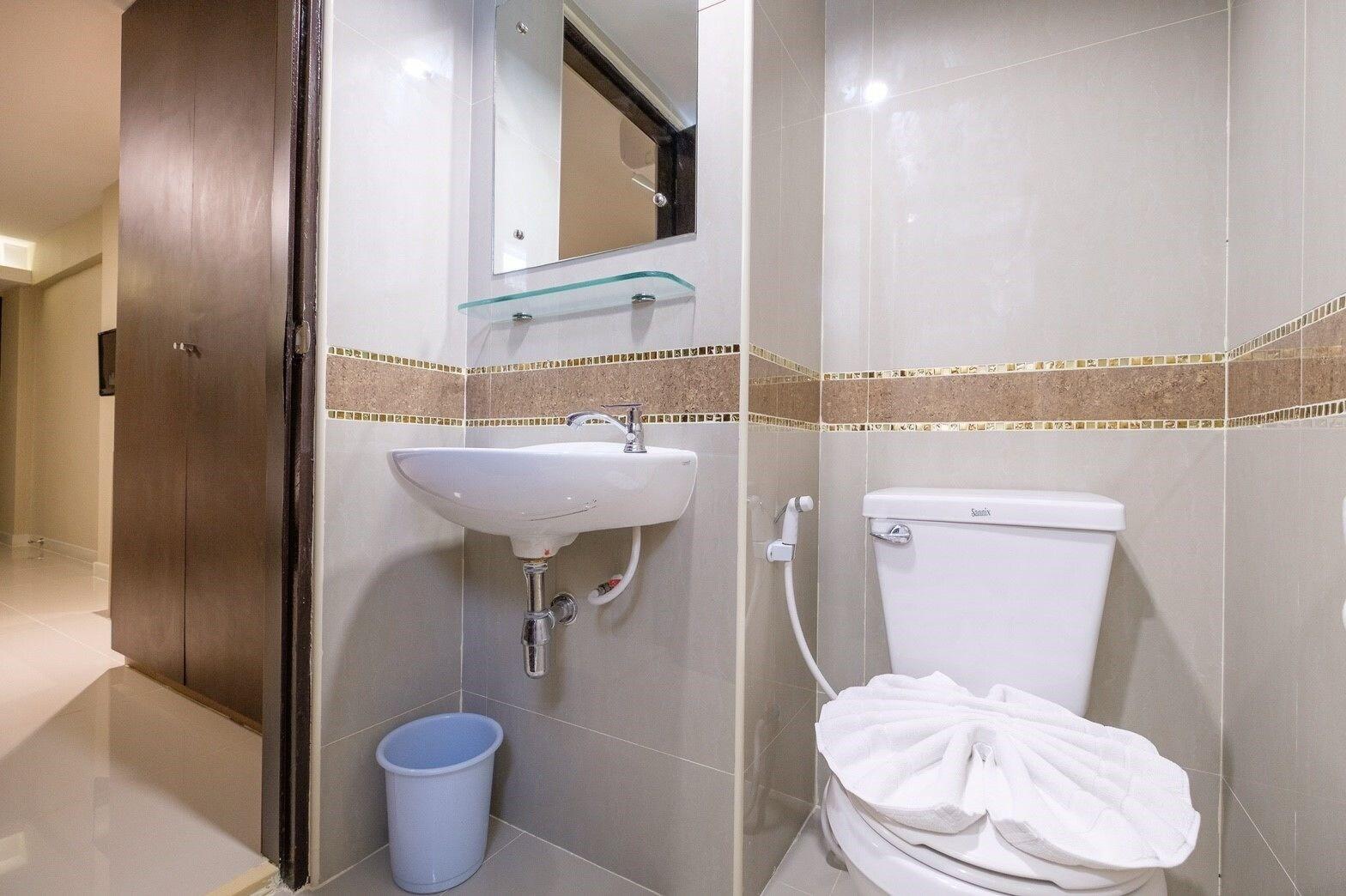 Khách sạn Nrc